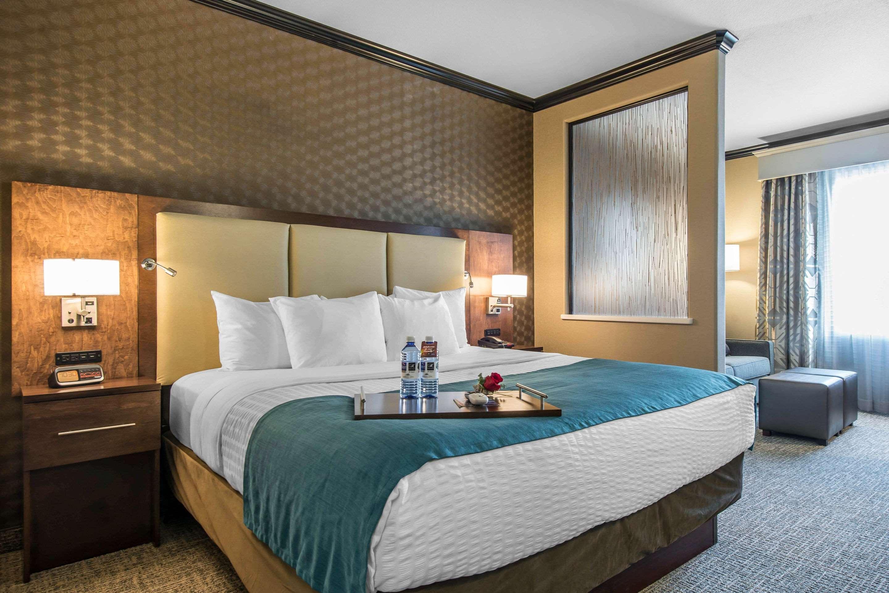 The Heritage Inn & Suites, Ascend Hotel Collection Garden City Buitenkant foto