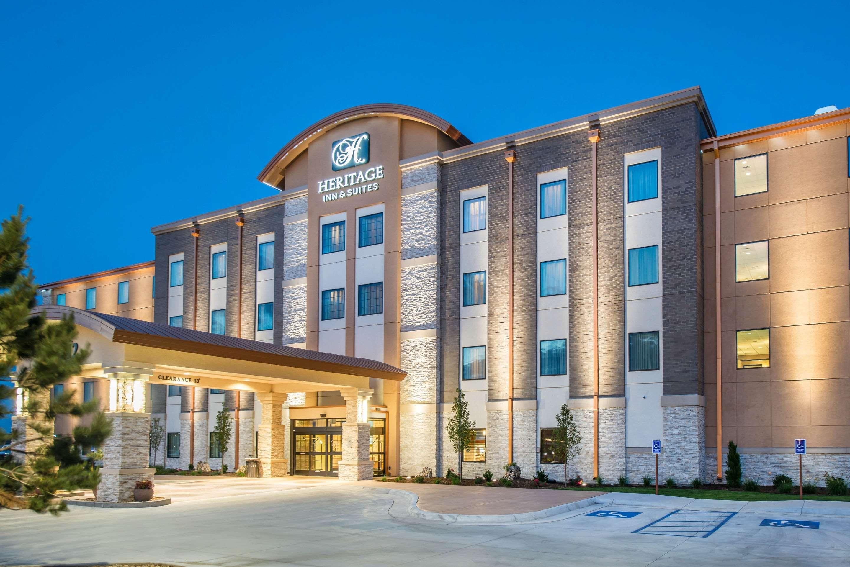 The Heritage Inn & Suites, Ascend Hotel Collection Garden City Buitenkant foto