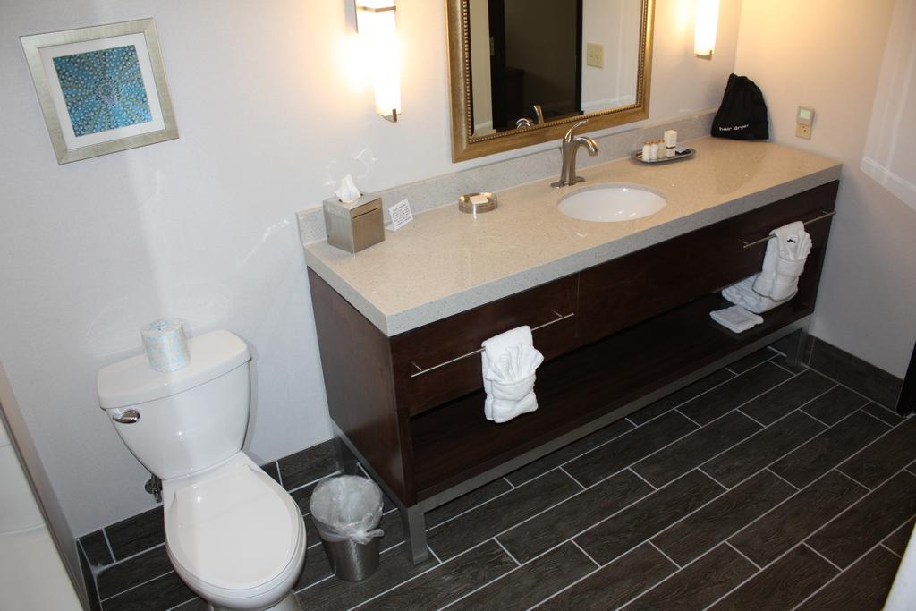 The Heritage Inn & Suites, Ascend Hotel Collection Garden City Buitenkant foto